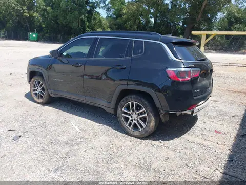 2019 Jeep Compass Latitude 4x4 VIN 3C4NJDBB1KT760923 фото 3