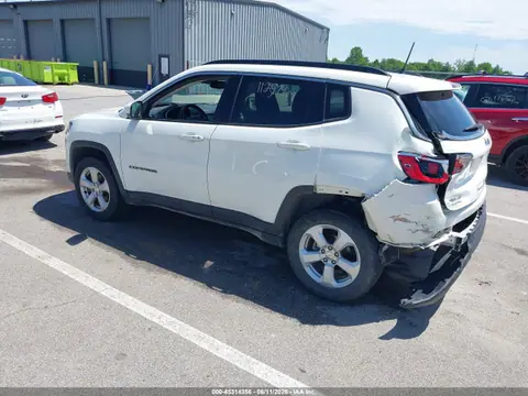 2020 Jeep Compass Latitude 4x4 VIN 3C4NJDBB1LT143233 фото 3