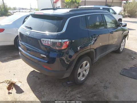 2021 Jeep Compass Latitude 4x4 VIN 3C4NJDBB5MT555446 фото 4