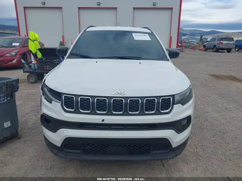 2024 Jeep Compass Latitude 4x4 VIN 3C4NJDBNXRT110444 фото 13