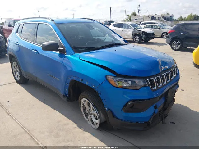 2025 Jeep Compass Latitude 4x4 VIN 3C4NJDBNXST577689 фото 1