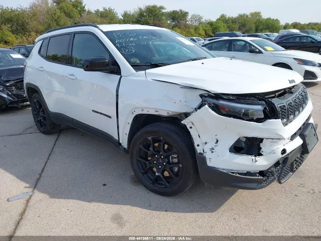 2025 Jeep Compass Latitude 4x4 VIN 3C4NJDBN1ST623572 фото 1