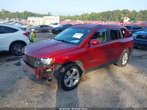 2014 Jeep Compass Latitude VIN 1C4NJCEA2ED715125 фото 2