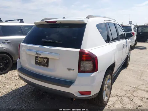 2014 Jeep Compass Latitude VIN 1C4NJCEBXED660271 фото 4