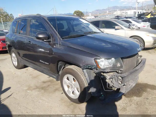 1C4NJCEA6GD742332 — 2016 Jeep Compass Latitude, Передняя часть слева (Left Front), фото до ремонта