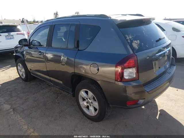 1C4NJCEA6GD742332 — 2016 Jeep Compass Latitude, фото 3 с аукциона IAAI 14.10.2026, Передняя часть слева
