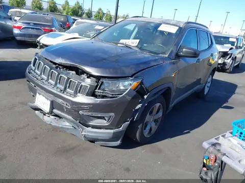 2018 Jeep Compass Latitude VIN 3C4NJCBB4JT411635 фото 2