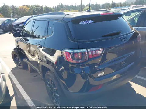 2026 Jeep Compass Latitude VIN 3C4NJDBNXTT202483 фото 3