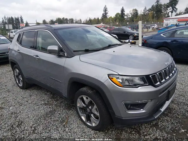 3C4NJDCB8JT401016 Jeep Compass Limited 4X4 2018 — повреждение Правый бок, фото до ремонта