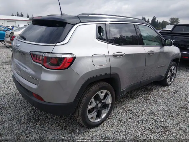 3C4NJDCB8JT401016 — 2018 Jeep Compass Limited 4X4, фото 4 с аукциона IAAI 14.10.2026, Правый бок
