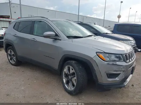 3C4NJDCB4MT590932 — 2021 Jeep Compass Limited 4X4, Передняя часть справа (Right Front), фото до ремонта