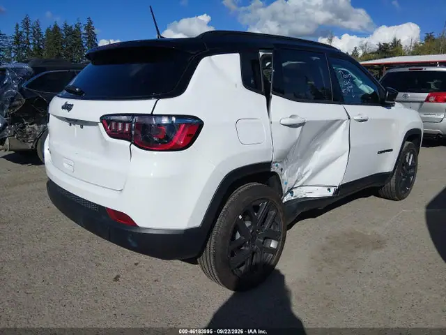 3C4NJDCN6TT258967 — 2026 Jeep Compass Limited Altitude, фото 4 с аукциона IAAI 30.09.2026, Правый бок