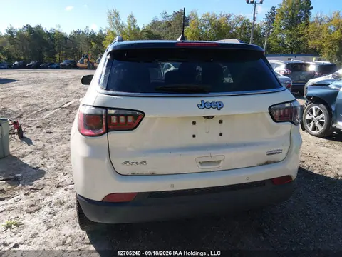 2018 Jeep Compass North VIN 3C4NJDBB1JT454173 фото 16