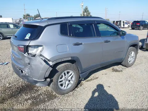 2018 Jeep Compass Sport 4x4 VIN 3C4NJDAB9JT132088 фото 4