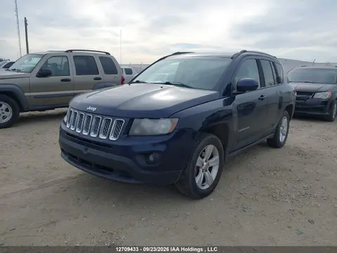 2014 Jeep Compass Sport VIN 1C4NJDABXED725552 фото 2
