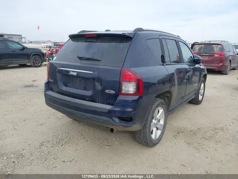 2014 Jeep Compass Sport VIN 1C4NJDABXED725552 фото 4