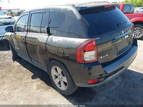 2014 Jeep Compass Sport VIN 1C4NJDBB9ED537314 фото 3