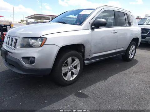 2014 Jeep Compass Sport VIN 1C4NJDBB1ED598401 фото 2