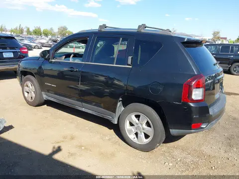 2014 Jeep Compass Sport VIN 1C4NJCBA8ED843180 фото 3