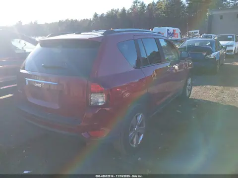 2016 Jeep Compass Sport VIN 1C4NJDBB5GD638210 фото 4