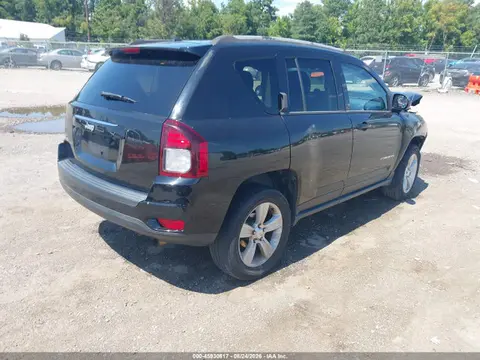 2016 Jeep Compass Sport VIN 1C4NJDBB8GD556844 фото 4