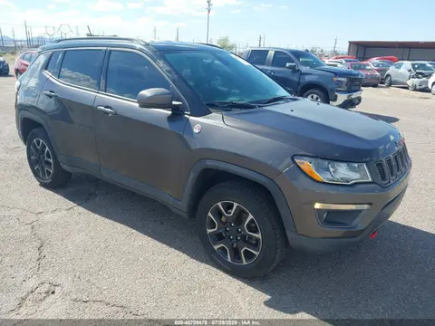3C4NJDDB4JT484975 — 2018 Jeep Compass Trailhawk 4X4, Не указано (Unknown), фото до ремонта