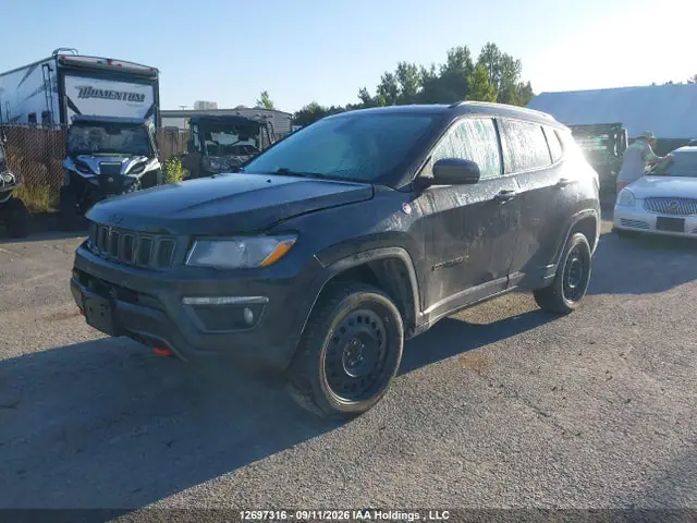3C4NJDDB2JT412589 — 2018 Jeep Compass Trailhawk, фото 2 с аукциона IAAI 14.10.2026, Передняя часть