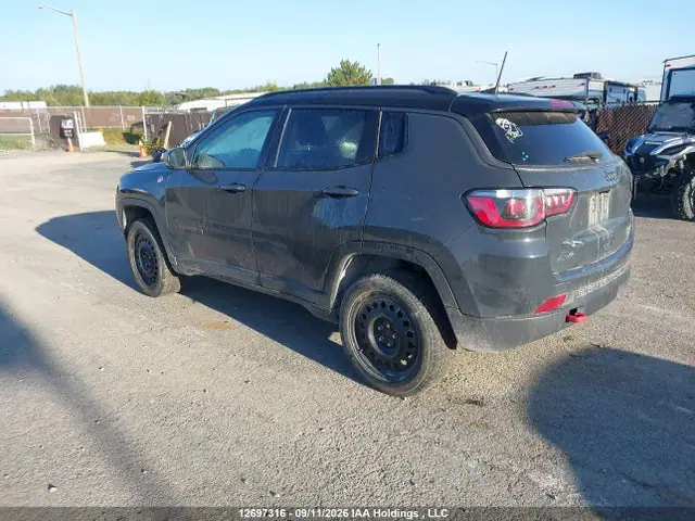 3C4NJDDB2JT412589 — 2018 Jeep Compass Trailhawk, фото 3 с аукциона IAAI 14.10.2026, Передняя часть