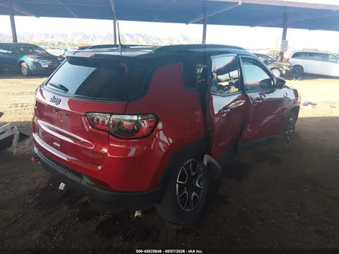 2026 Jeep Compass Trailhawk VIN 3C4NJDDN7TT208559 фото 4