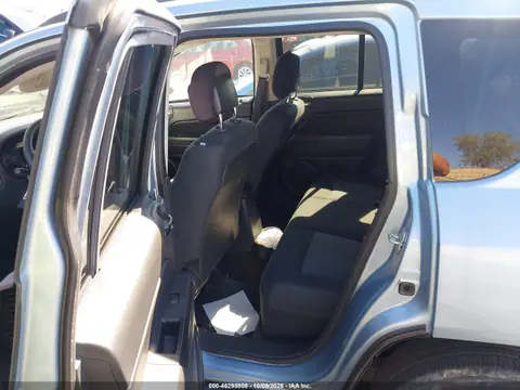 2014 Jeep Compass Sport VIN 1C4NJCBA9ED515346 фото 8