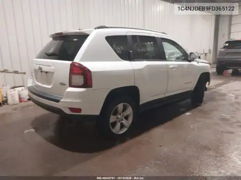 2015 Jeep Compass Latitude VIN 1C4NJDEB9FD365122 фото 4