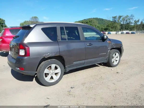 2016 JEEP COMPASS VIN 1C4NJDBBXGD663068 фото 4