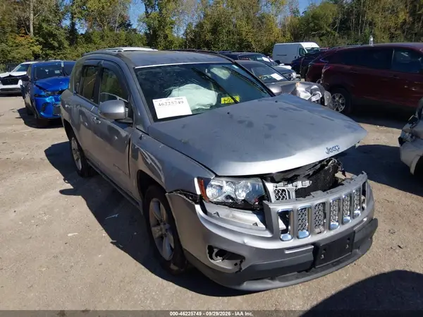 1C4NJDEB7GD784958 — 2016 Jeep Compass, Передняя часть (Front End), фото до ремонта