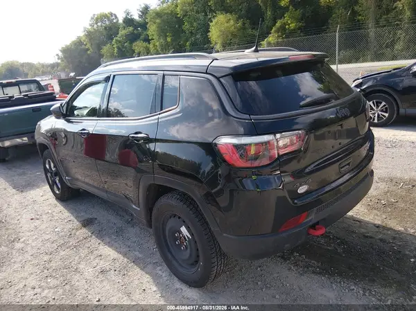 3C4NJDDB0HT656607 — 2017 Jeep Compass, фото 3 с аукциона IAAI 13.10.2026, Передняя часть