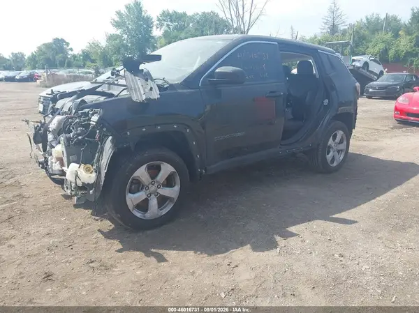 3C4NJDBB9HT628615 — 2017 Jeep Compass, фото 2 с аукциона IAAI, Угон