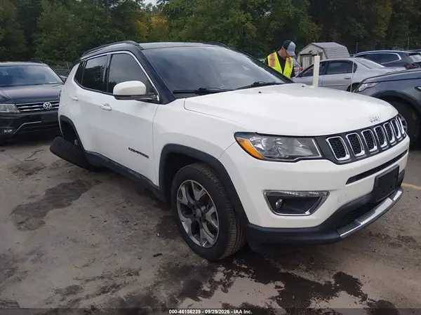 3C4NJDCBXHT665736 — 2017 Jeep Compass, Задняя часть слева (Left Rear), фото до ремонта
