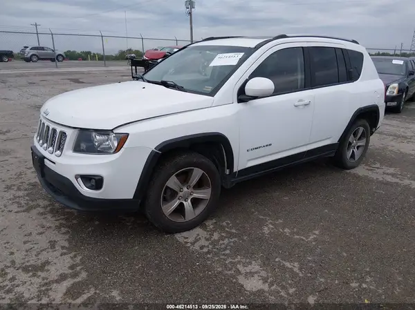 1C4NJDEB2HD167923 — 2017 Jeep Compass, фото 2 с аукциона IAAI, Естественный износ