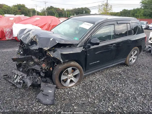 1C4NJDEB4HD100384 — 2017 Jeep Compass, фото 2 с аукциона IAAI 14.10.2026, Передняя часть