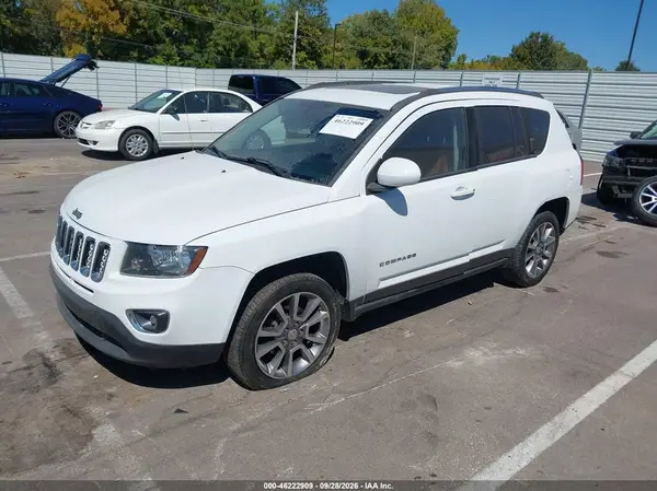 1C4NJCEA1HD118407 — 2017 Jeep Compass, фото 2 с аукциона IAAI, Передняя часть