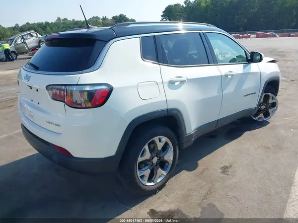3C4NJDCB9JT354160 — 2018 Jeep Compass, фото 4 с аукциона IAAI 14.10.2026, Передняя часть слева