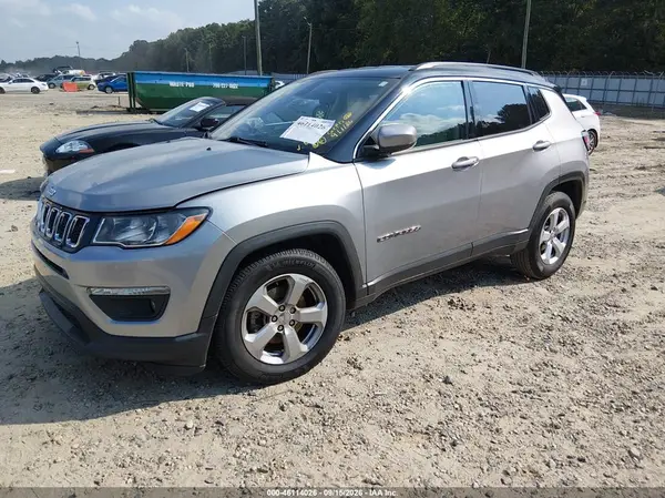 3C4NJCBB9JT194342 — 2018 Jeep Compass, фото 2 с аукциона IAAI 14.10.2026, Передняя часть справа