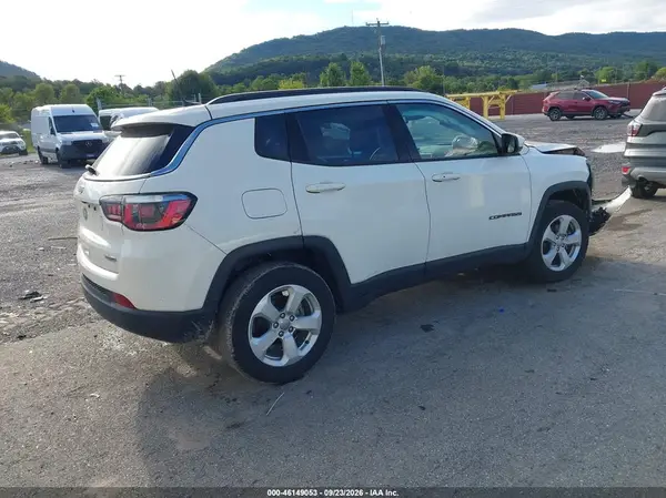 3C4NJDBB1JT436157 — 2018 Jeep Compass, фото 4 с аукциона IAAI 14.10.2026, Передняя часть