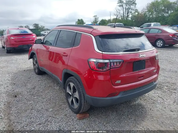 3C4NJCBBXJT194429 — 2018 Jeep Compass, фото 3 с аукциона IAAI 13.10.2026, Естественный износ