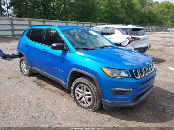 3C4NJDABXJT248884 — 2018 Jeep Compass, Задняя часть (Rear), фото до ремонта