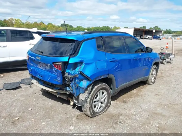 3C4NJDABXJT248884 — 2018 Jeep Compass, фото 4 с аукциона IAAI, Задняя часть