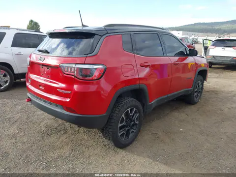 2018 Jeep Compass Trailhawk 4X4 VIN 3C4NJDDB0JT482625 фото 4