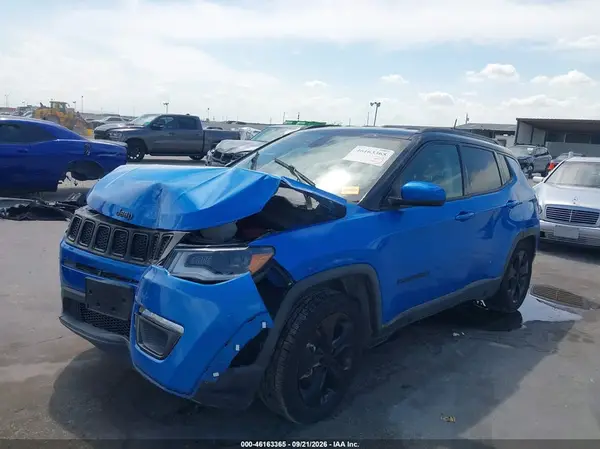 3C4NJCBB6KT809432 — 2019 Jeep Compass, фото 2 с аукциона IAAI 14.10.2026, Правый бок