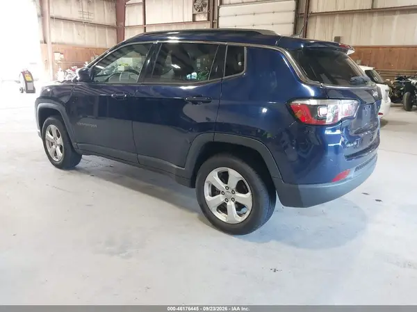3C4NJDBBXKT597396 — 2019 Jeep Compass, фото 3 с аукциона IAAI 07.10.2026, Подтопление
