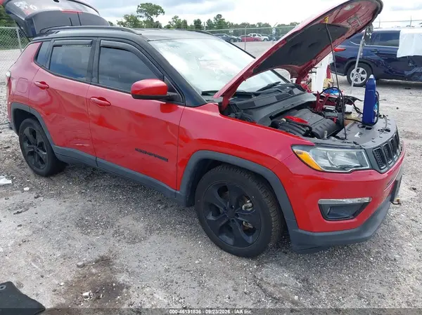3C4NJCBB0KT789016 — 2019 Jeep Compass, Повреждения со всех сторон (All Over), фото до ремонта