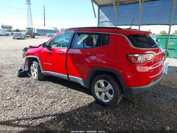 3C4NJDBB0KT599884 — 2019 Jeep Compass, фото 3 с аукциона IAAI, Передняя часть